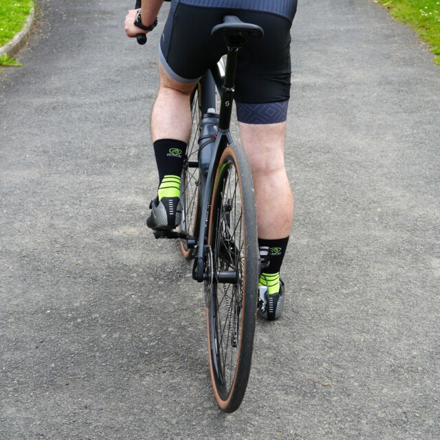 Maison Broussaud - Chaussettes cyclisme - Broussaud Sport - noir-jaune – 43/46 / NOIR / JAUNE