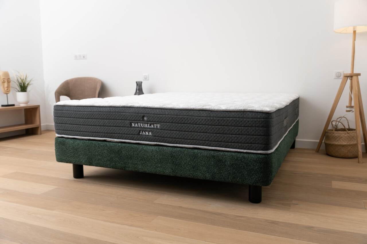 DSC 6765 Naturlatt - Matelas Hybride Premium