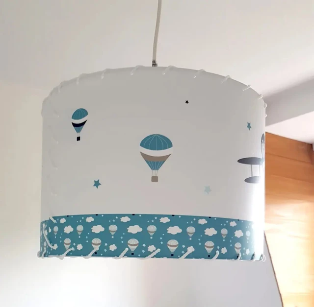 Atelier Baby’Sphère - Luminaire enfant personnalisé – Thème aviateur et voyage ✈️