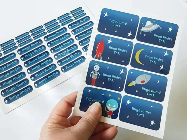 Atelier Baby’Sphère - Kit étiquettes prénom pour l'école thème galaxie