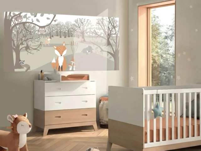 Atelier Baby'Sphère - Lé de papier peint panoramique "Fenêtre sur la forêt enchantée" – Vertical : 91cm x 2m40 de hauteur