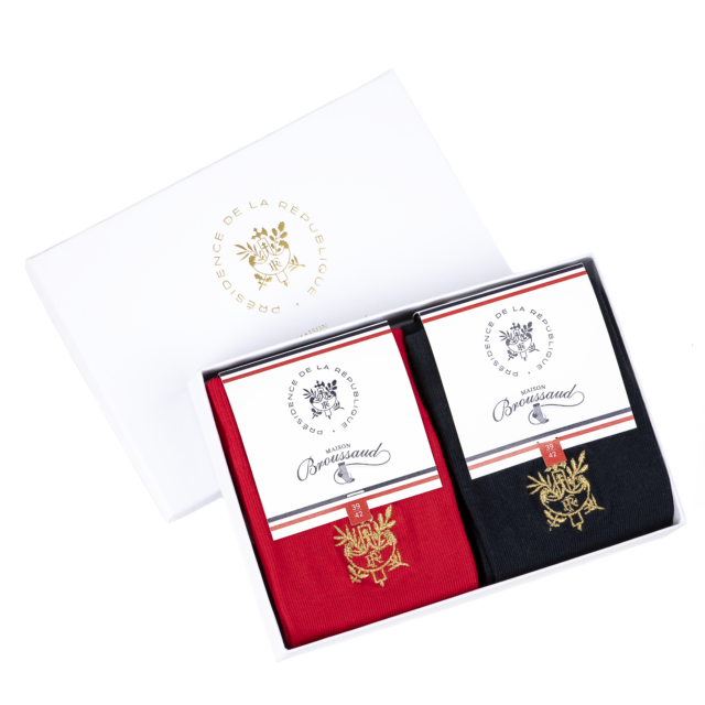 Maison Broussaud - Coffret duo broderie Elysée x Maison Broussaud – chaussettes homme – coton bleu et rouge