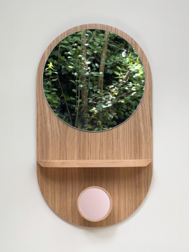 Reine Mère - Éclipse Clairon - Miroir avec étagère et patère en chêne – Rose