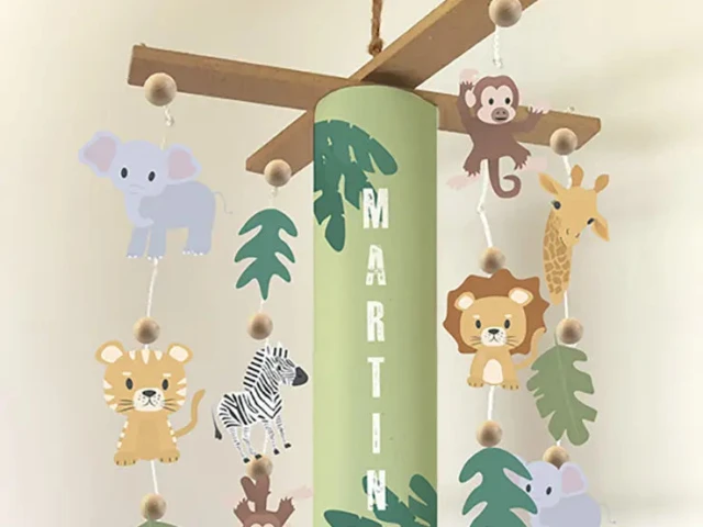 Mobile decoratif personnalise DIY safari 1 Atelier Baby’Sphère - DIY pour réaliser un mobile sur le thème safari