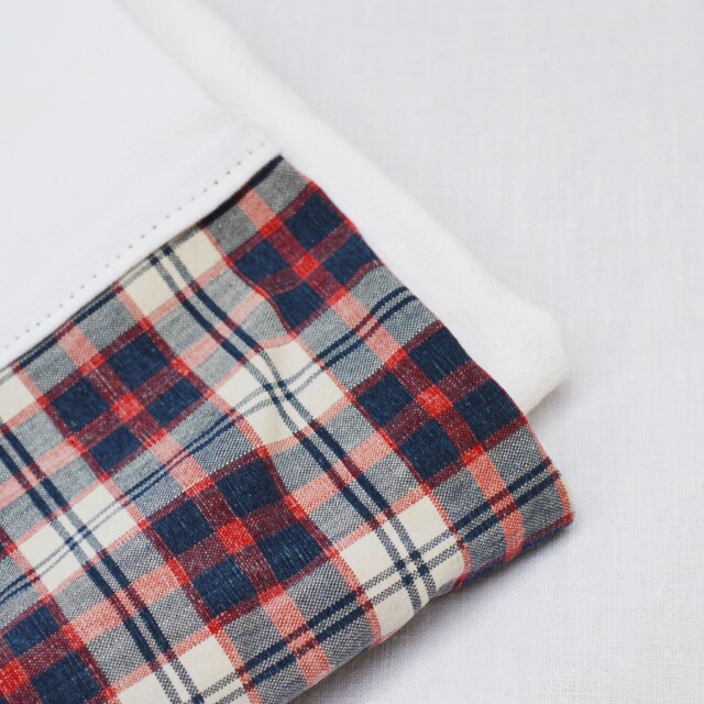 Maison Primavera - Nappe en lin et en kelsch bleu et rouge - Origines