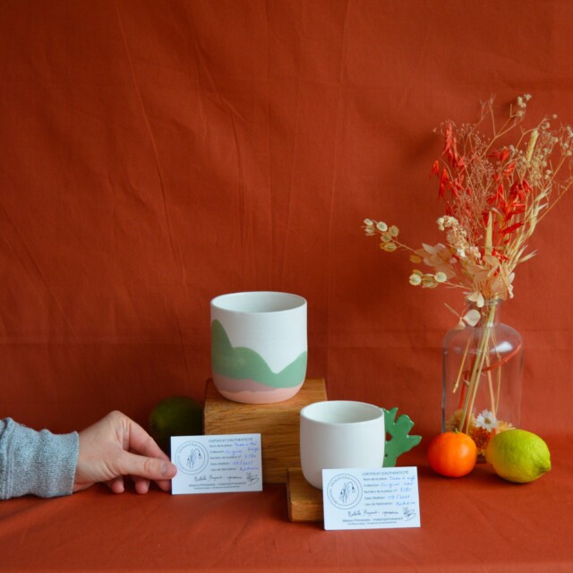 Maison Primavera - OFFRE "Petit et grand buveur" - Origines – 1 tasse café + 1 tasse thé Vosges