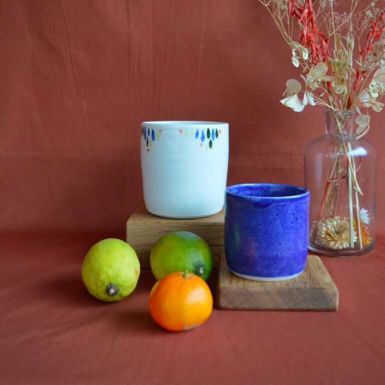 Maison Primavera - OFFRE "Petit et grand buveur" - Primavera – 1 tasse café bleue + 1 tasse thé motif
