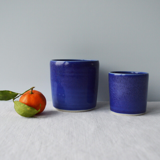 Maison Primavera - OFFRE "Petit et grand buveur" - Primavera – 1 tasse café bleue + 1 tasse thé motif