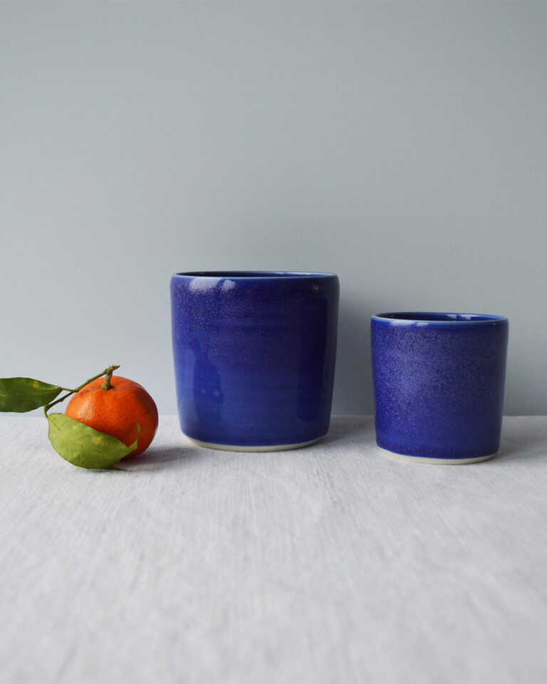 Maison Primavera - OFFRE "Petit et grand buveur" - Primavera – 1 tasse café bleue + 1 tasse thé motif