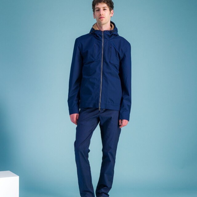 JAGVI. Rive Gauche - Veste imperméable "Alpinist" bleu océan