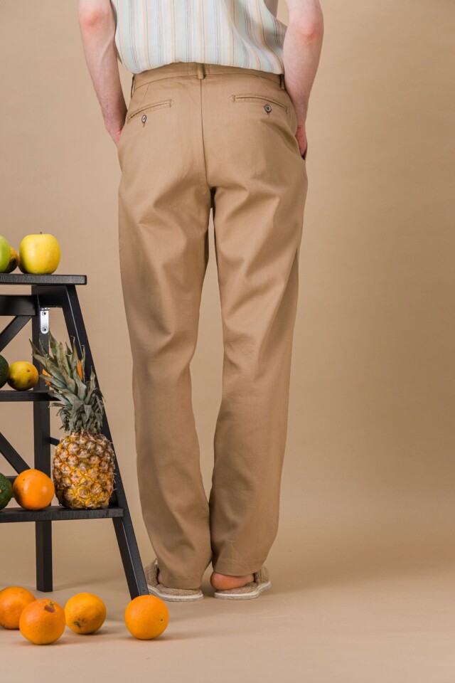 JAGVI. Rive Gauche - City pant coton BIO léger sable coupe confort