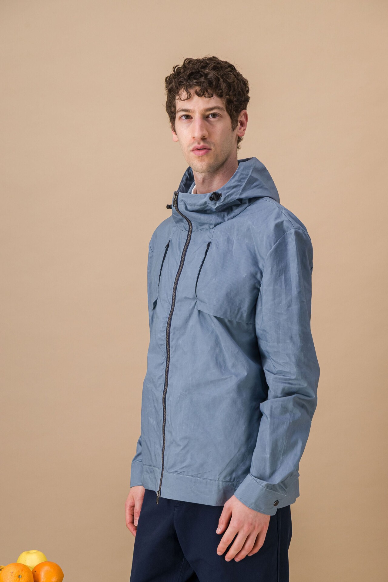 P250606124958 Top RAW 4 e964e164 8f6a 4d4e 90e5 f1902c5db987 JAGVI. Rive Gauche - Veste imperméable "Alpinist" bleu ciel