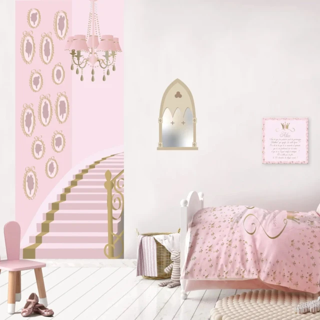 L’Atelier BABY’SPHERE - Papier peint princesse – Lé escalier château en trompe-l’œil