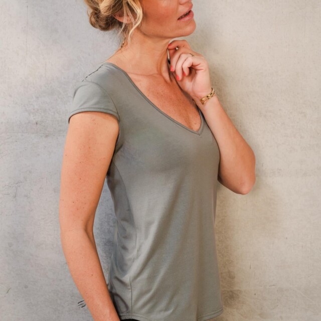 Thelma Rose - Top col V Pénélope – 44 / Bleu indigo