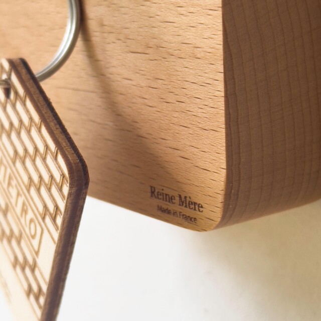 Reine Mère - Newton - Porte-clés magnétiques en hêtre – Newton XL