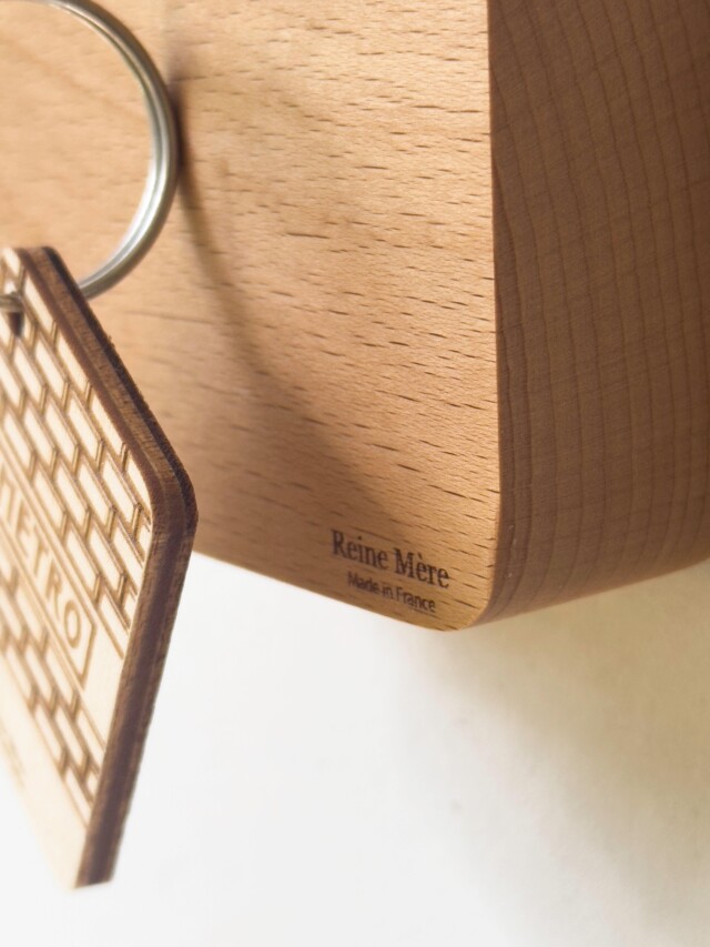 Reine Mère - Newton - Porte-clés magnétiques en hêtre – Newton XL