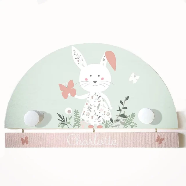 Porte manteau lapin bohème personnalisé – Une déco tendre et pratique par la marque L’Atelier BABY’SPHERE L’Atelier BABY’SPHERE - Porte manteau lapin bohème personnalisé – Une déco tendre et pratique