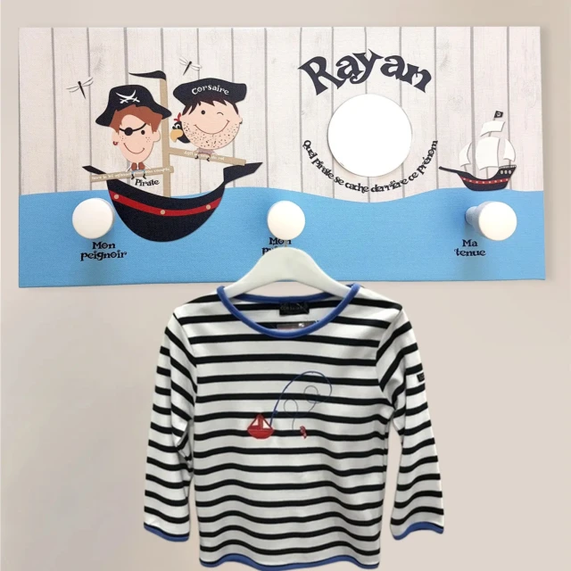 Portemanteau 3 patères pirates par la marque L’Atelier BABY’SPHERE L’Atelier BABY’SPHERE - Portemanteau 3 patères pirates