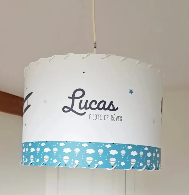 Atelier Baby’Sphère - Luminaire enfant personnalisé – Thème aviateur et voyage ✈️