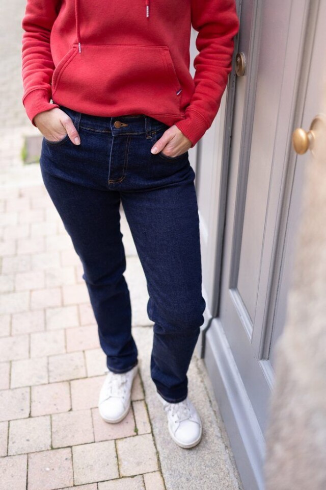 Seize point neuf - Jean Femme Jeanne – 52