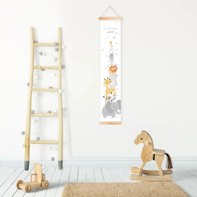 Atelier Baby’Sphère - Toise personnalisée des bébés animaux les uns sur les autres