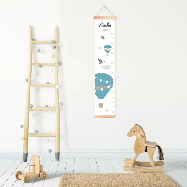 Atelier Baby’Sphère - Toise bébé personnalisée montgolfières et avion