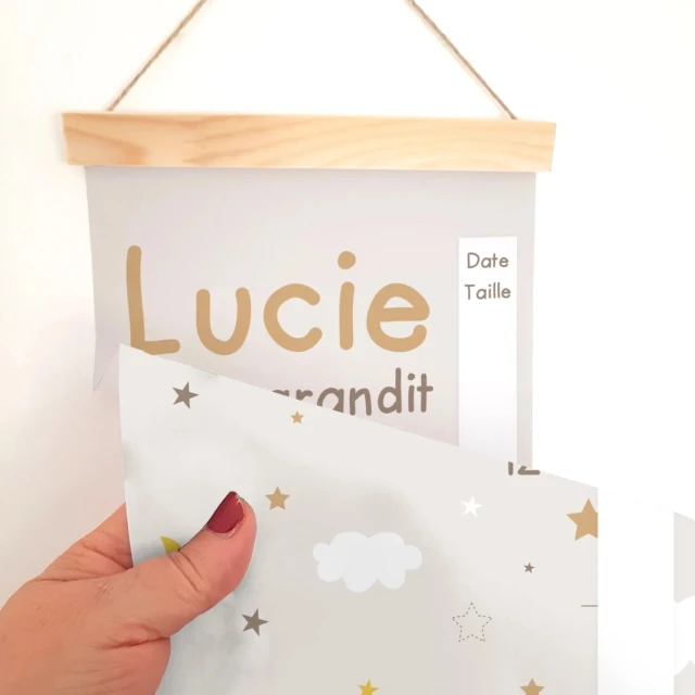 Atelier Baby’Sphère - Toise bébé personnalisée nuages et étoiles