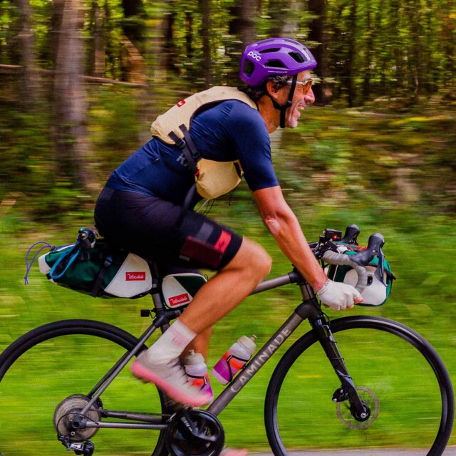 Atelier Velocidade - Gilet d'Hydratation Ultra – Rouge