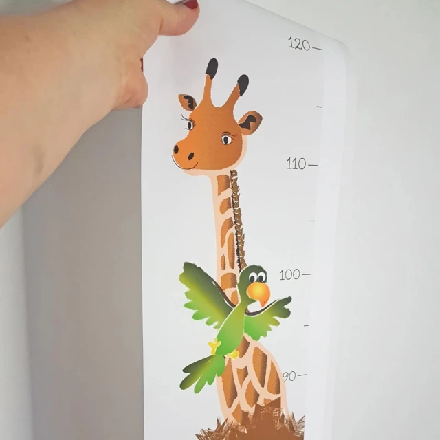 Atelier Baby’Sphère - Toise bébé personnalisée des animaux de la jungle les uns sur les autres