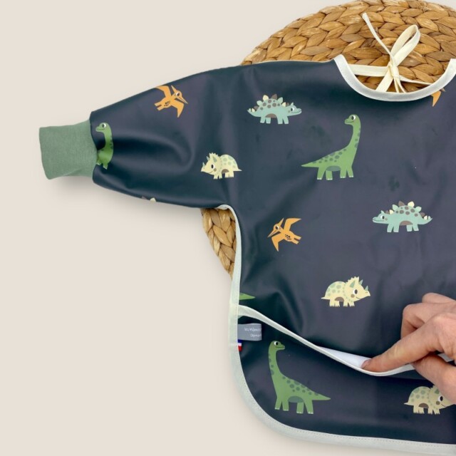 Les Mômes des Dômes - Bavoir à manches imperméable dinos