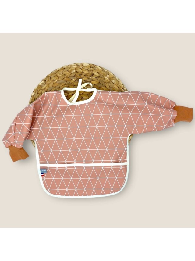 Bavoir à manches imperméable triangles par la marque Les Mômes des Dômes Les Mômes des Dômes - Bavoir à manches imperméable triangles