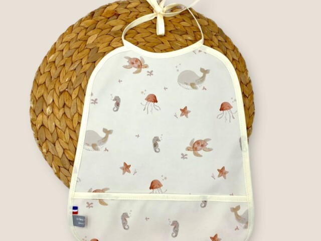 Les Mômes des Dômes - Bavoir serviette imperméable