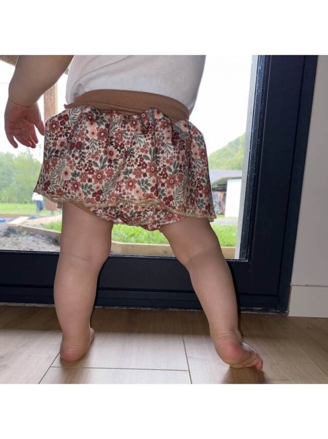 Les Mômes des Dômes - Bloomer avec Jupette Évolutif pour Bébé - Erika