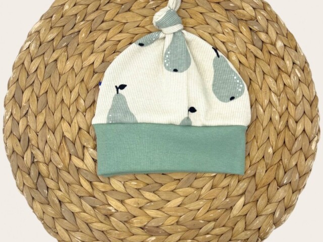 bonnet evolutif avec noeud erika Les Mômes des Dômes - Bonnet évolutif avec noeud Erika