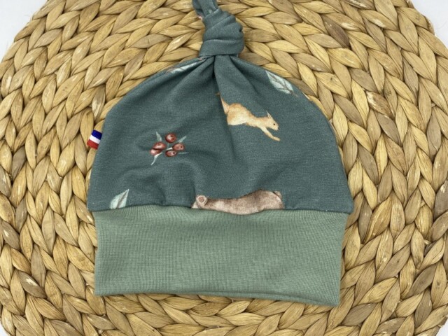 bonnet evolutif avec noeud tilda Les Mômes des Dômes - Bonnet évolutif avec noeud Tilda
