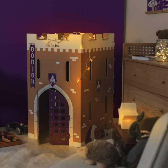 cabane-donjon-carton-pliante-enfant-iconique