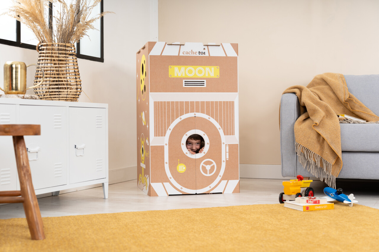 cache-toi-cabane-enfant-carton-hublot