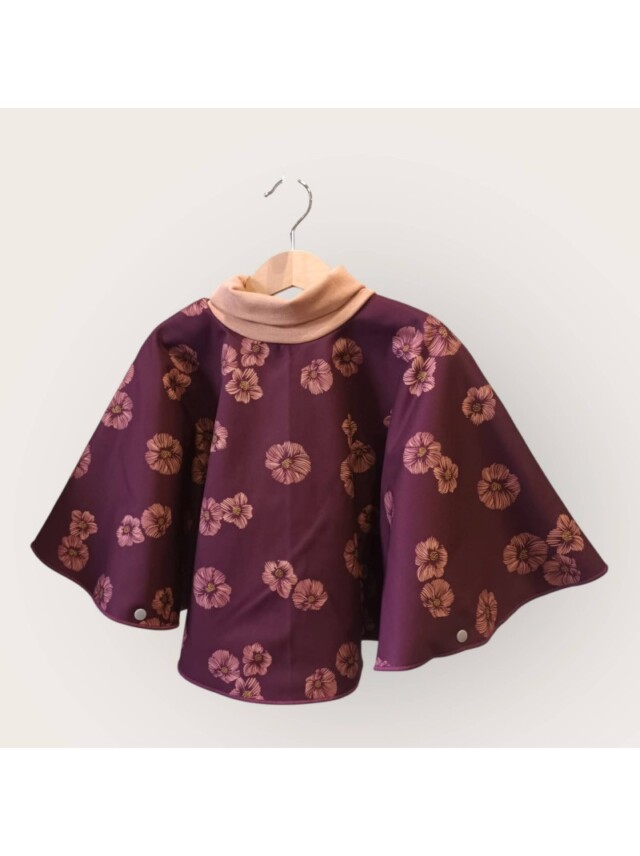 CHO Poncho spécial voiture approuvé par Sécurange – Agathe par la marque Les Mômes des Dômes Les Mômes des Dômes - CHO Poncho spécial voiture approuvé par Sécurange – Agathe