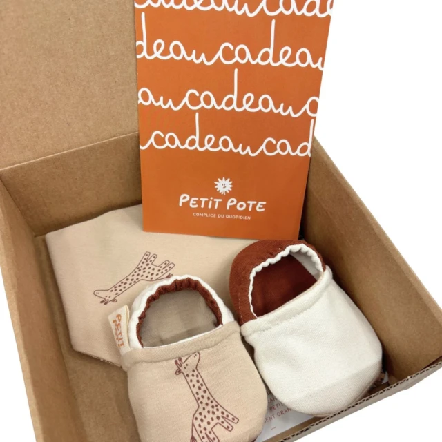 Petit Pote - Coffret naissance Chaussons + Bavoir – 18-20 / Bleu indigo