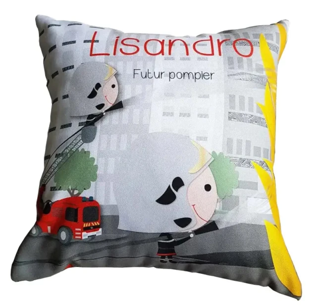 L’Atelier BABY’SPHERE - Coussin prénom au feu les pompiers !