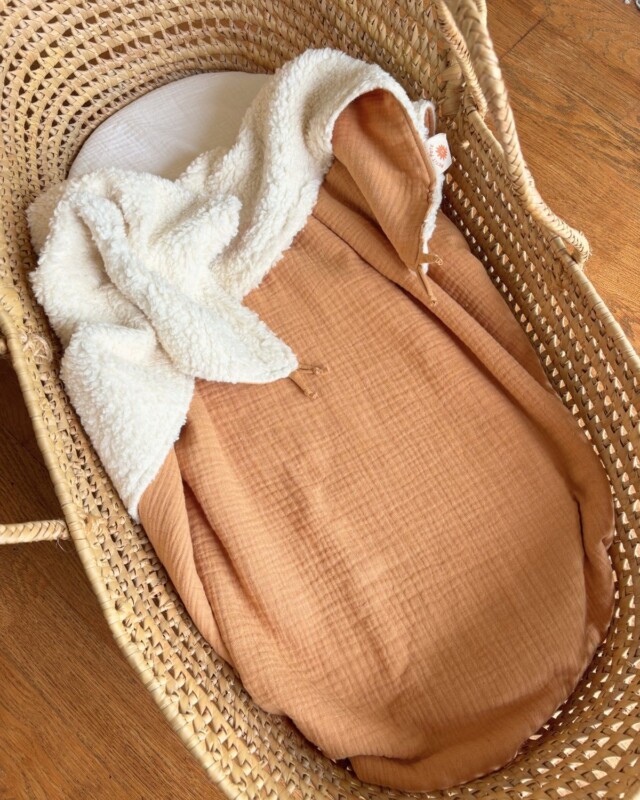 Petit Pote - Couverture chaude camel / prototype