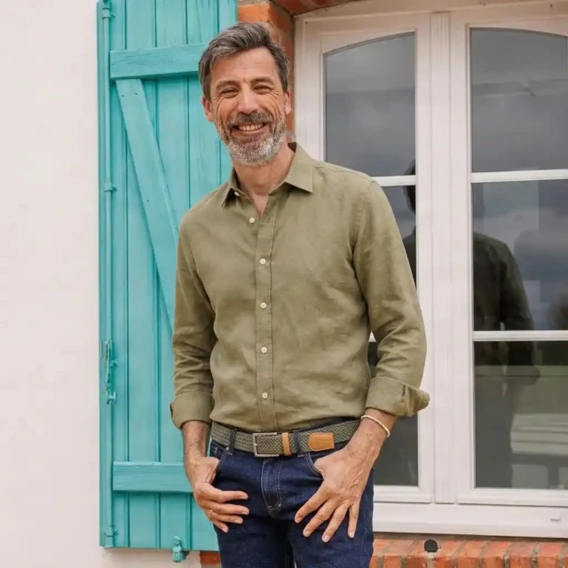 PALÂBA - Chemise 100% lin col standard coupe ajustée kaki