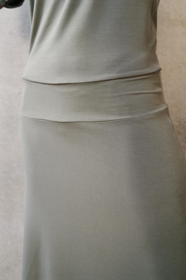 Thelma Rose - Robe midi fluide Gloria – T3 (42/44) / Kaki