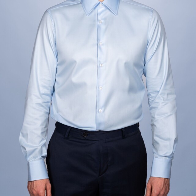 La Chemise Française - Chemise Bleu Ciel Twill Fin "Elysée" - Col Français – Droite / 50 / Mousquetaires +18€ (pour boutons de manchettes)