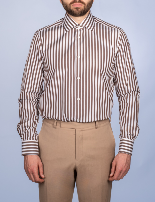La Chemise Française - Chemise Rayure Bâton Chocolat 7mm - Col Italien – Ajustée / 46