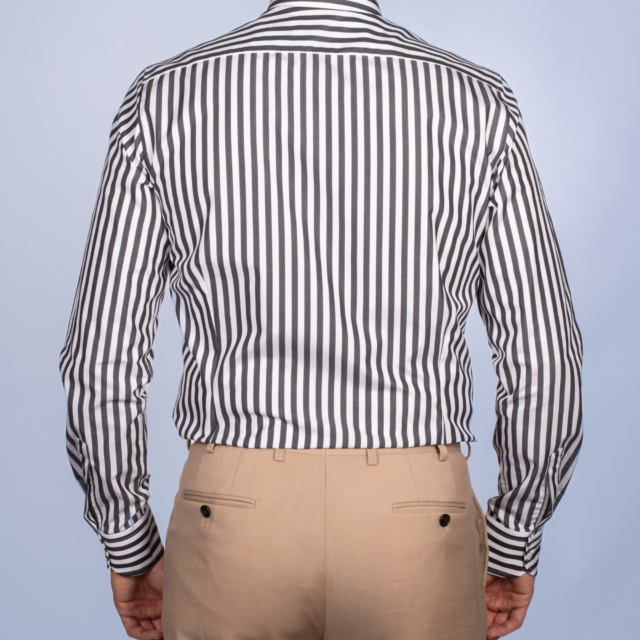 La Chemise Française - Chemise Rayure Bâton Noire 7mm - Col Italien – Ajustée / 46