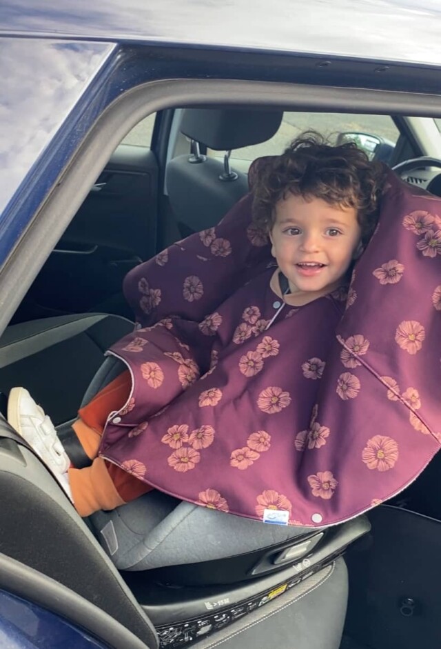 Les-momes-des-domes-poncho-siege-auto-securange