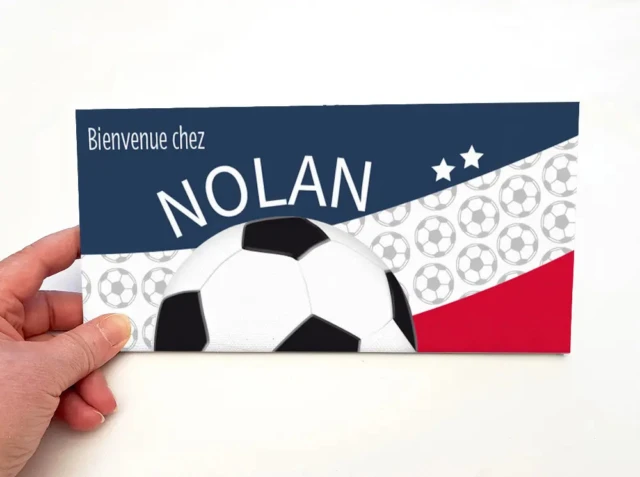 L’Atelier BABY’SPHERE - ⚽ Plaque de porte foot personnalisée – Pour les petits champions !