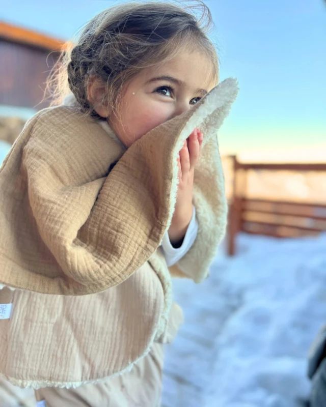 Petit Pote - Poncho bébé enfant coton bio / Doublure écrue – Taille unique / Camel