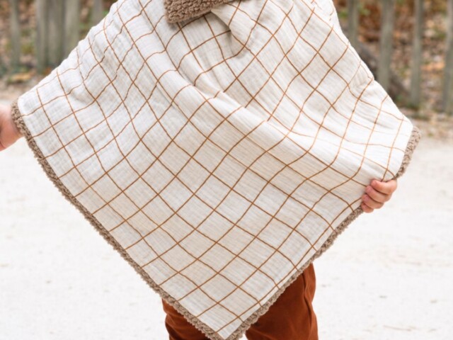 Petit Pote - Poncho bébé enfant coton bio / Doublure marron